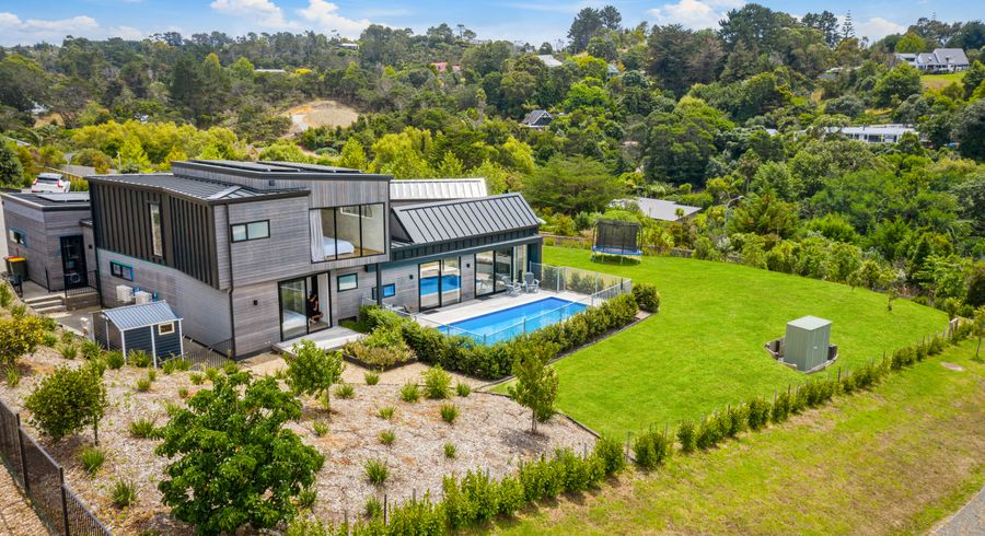  at 9 Laguna Place, Matakatia, Whangaparaoa