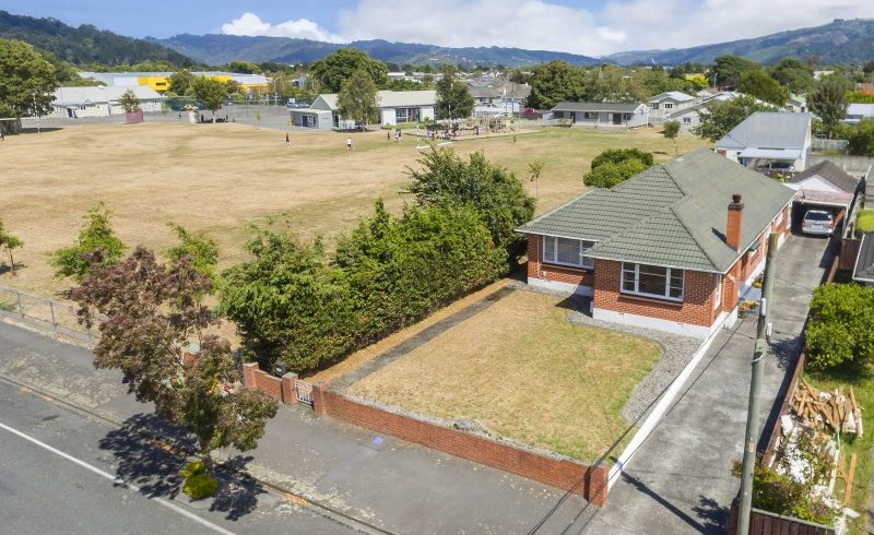  at 33 Pine Avenue, Upper Hutt Central, Upper Hutt