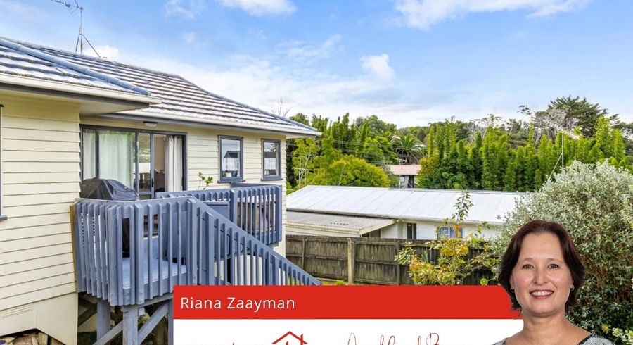  at 25A Lilburn Crescent, Massey, Waitakere City, Auckland