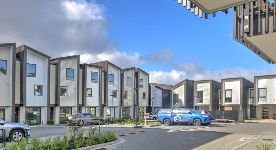  at 30-32 Westgate Drive, Massey, Waitakere City, Auckland