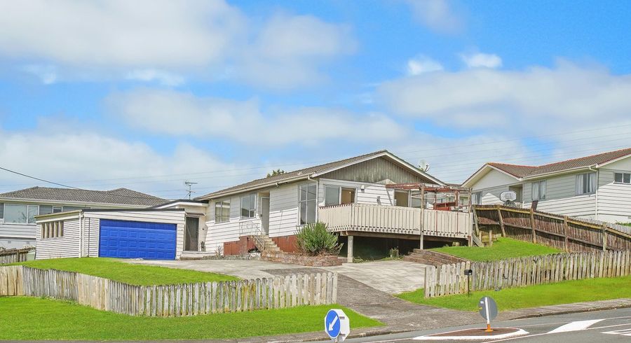  at 2 Doone Place, Massey, Waitakere City, Auckland