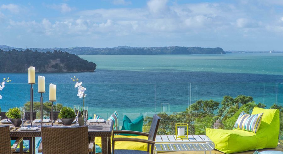  at 32 Arama Avenue, Titirangi, Auckland
