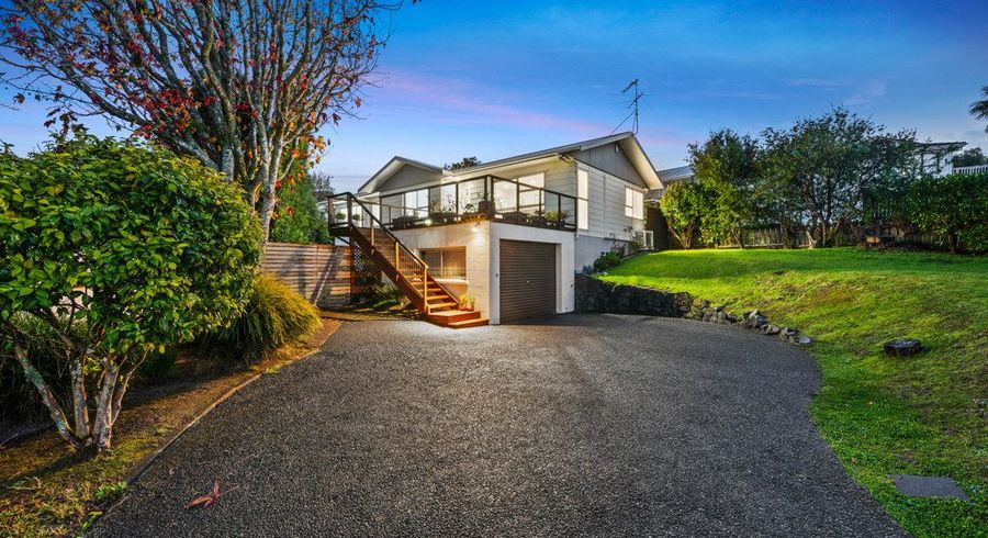  at 24 Beauchamp Drive, Massey, Auckland