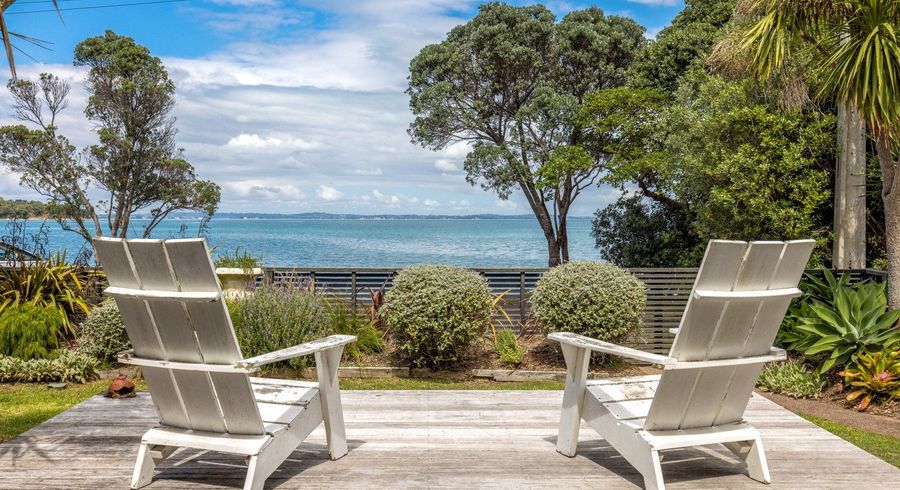 at 90 The Esplanade, Surfdale, Waiheke Island, Auckland