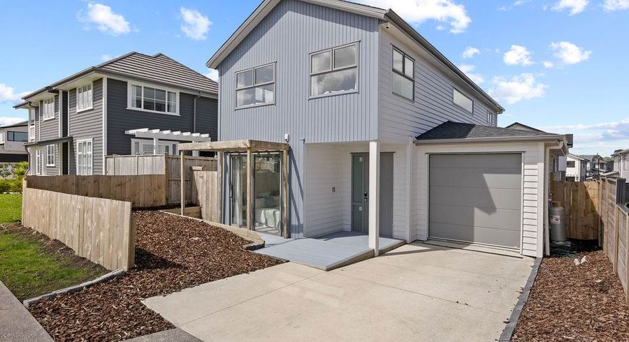  at 56 Hayfield Way, Karaka, Papakura