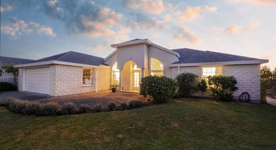  at 84 Navigation Drive, Whitby, Porirua, Wellington