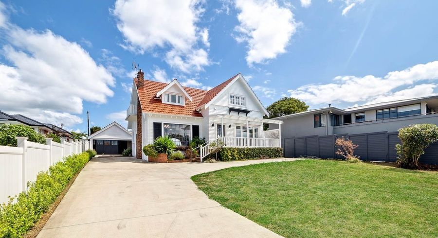  at 1 Killarney Street, Takapuna, Auckland