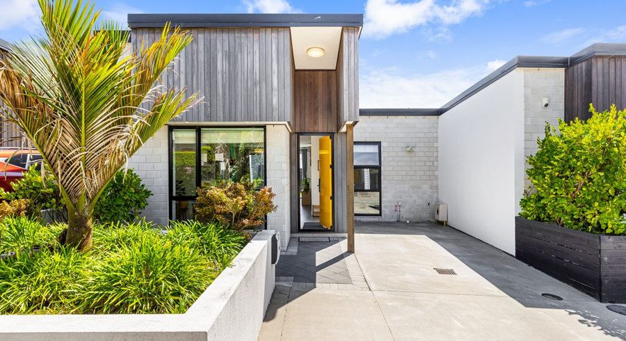  at 31B Westgate Drive, Westgate, Auckland