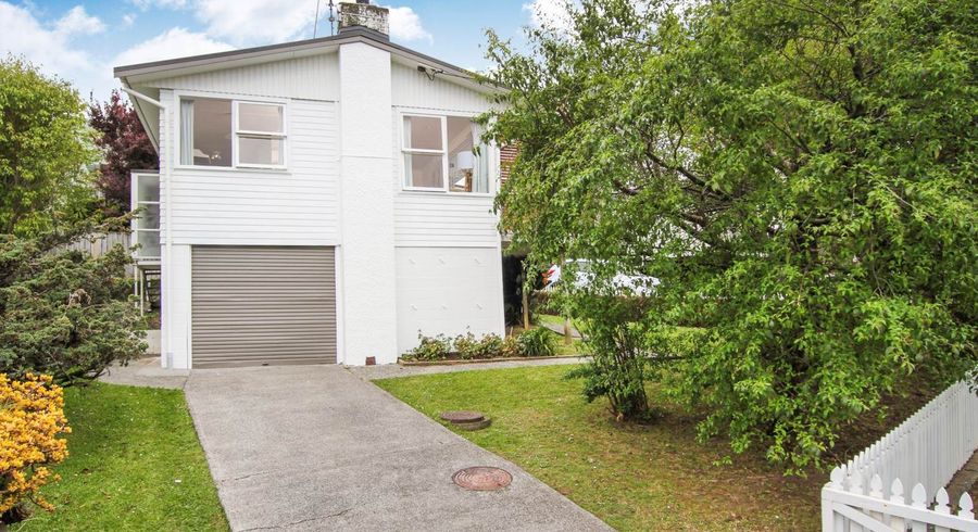  at 1/46 Becroft Drive, Forrest Hill, North Shore City, Auckland