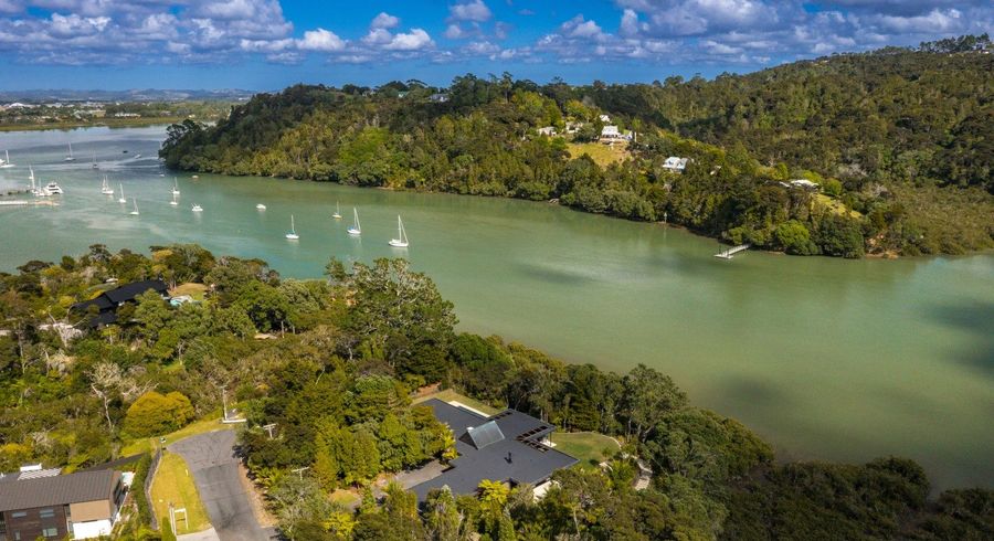  at 20 Oscar Road, Greenhithe, North Shore City, Auckland