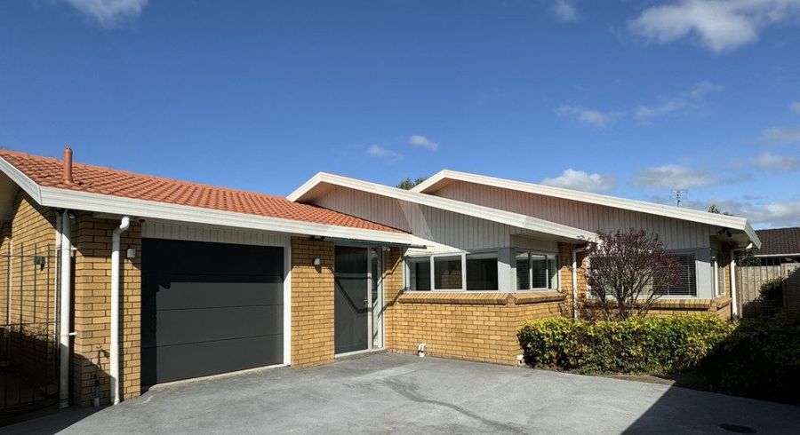  at 25A Winstone Road, Mount Roskill, Auckland