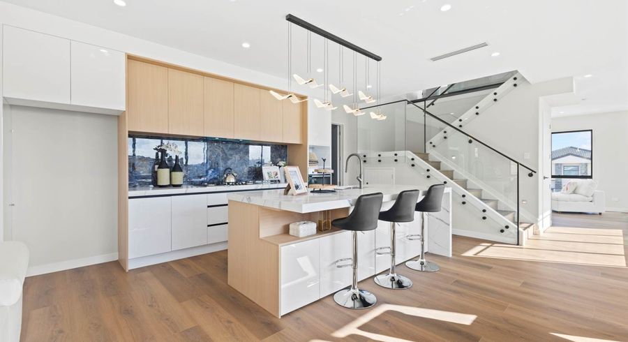  at 4 Tamure Road, Flat Bush, Manukau City, Auckland