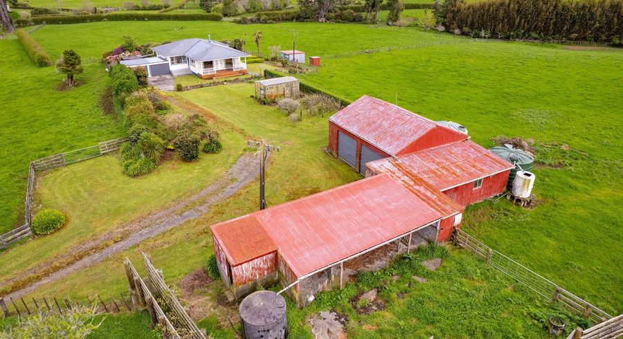  at 221 Stanley Road, Stratford East, Stratford, Taranaki