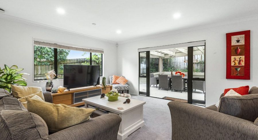  at 8B Bundoran Way, Pinehill, North Shore City, Auckland