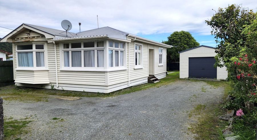  at 6 Ashmore Avenue, Cobden, Grey, West Coast