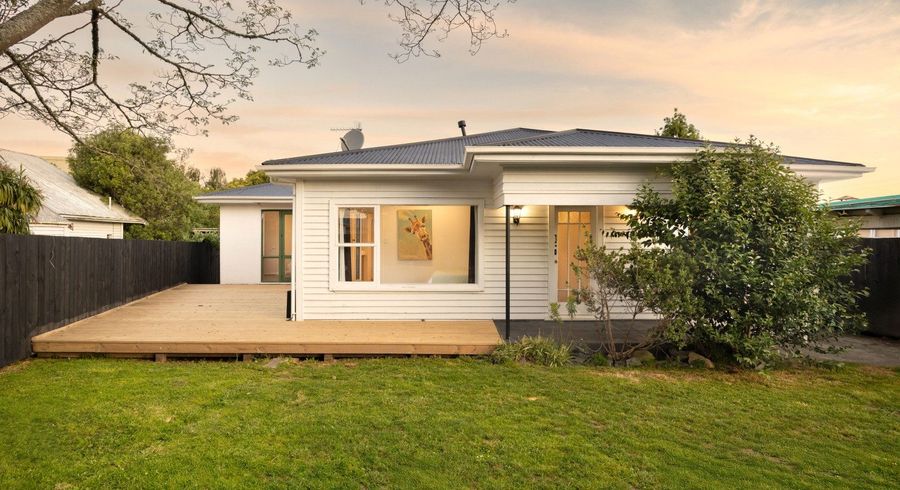  at 121A Forest Lake Road, Forest Lake, Hamilton, Waikato