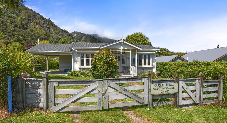  at 15 Cargills Road, BARRYTOWN, RUNANGA