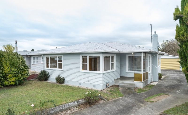  at 6 Ellesmere Crescent, Highbury, Palmerston North