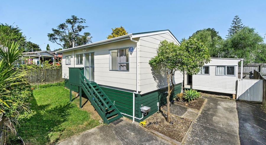  at 2A Pine Street, New Lynn, Waitakere City, Auckland