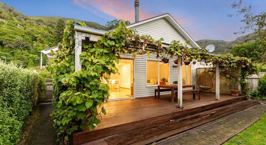  at 254 Muritai Road, Eastbourne, Lower Hutt, Wellington