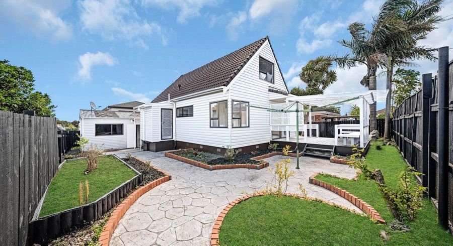 at 2/18 Elizabeth Avenue, Papatoetoe, Manukau City, Auckland
