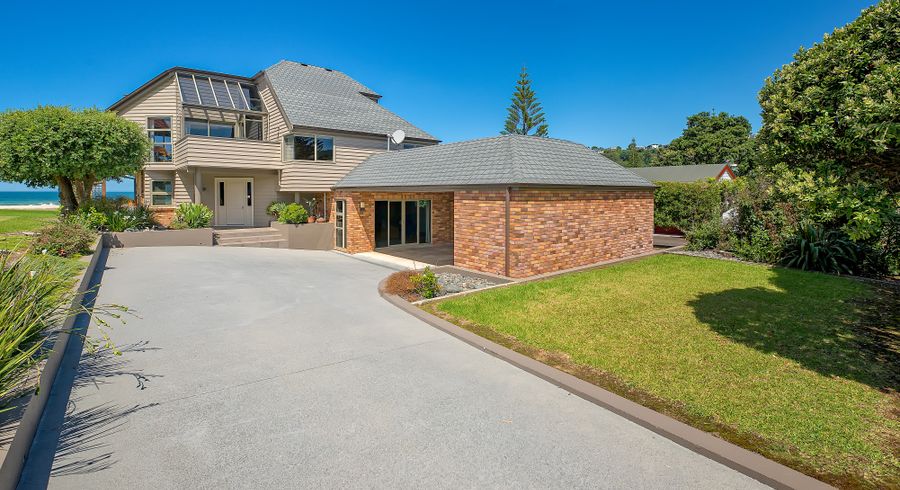  at 104 Bambury Place, Onemana, Whangamatā