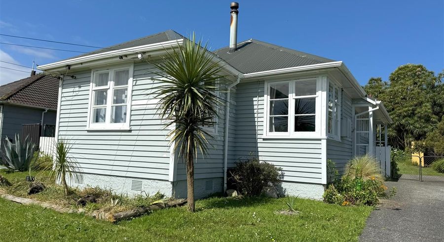  at 81 Fitzgerald Street, Cobden, Greymouth