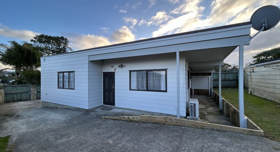  at 11A Moxham Grove, Massey, Waitakere City, Auckland
