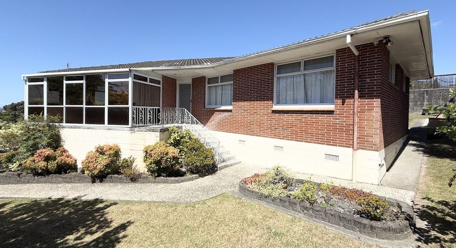  at 61 Kirby Street, Glendene, Auckland
