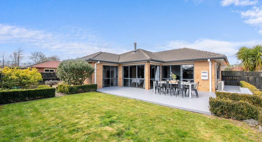  at 4 Courtenay Place, Owhata, Rotorua