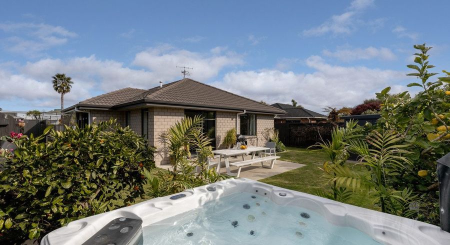  at 61 Twin Oak Avenue, Papamoa Beach, Tauranga, Bay Of Plenty