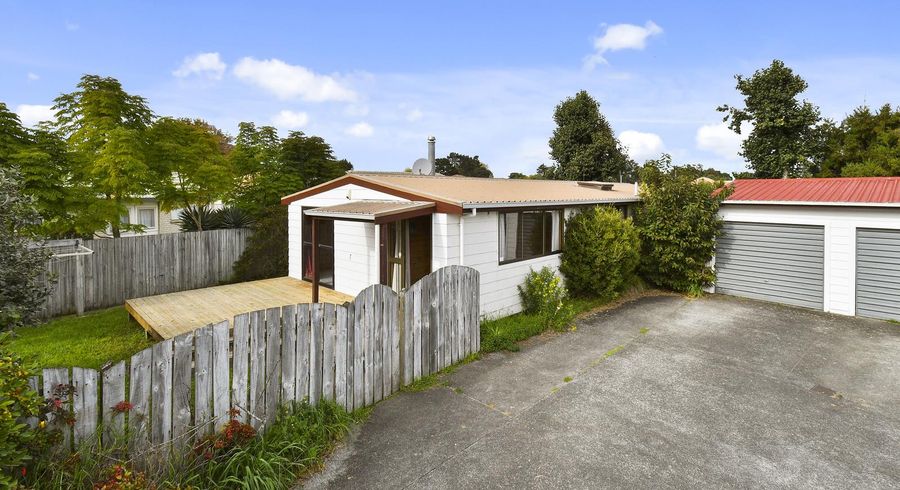  at 1/12 Balmore Place, Wattle Downs, Auckland