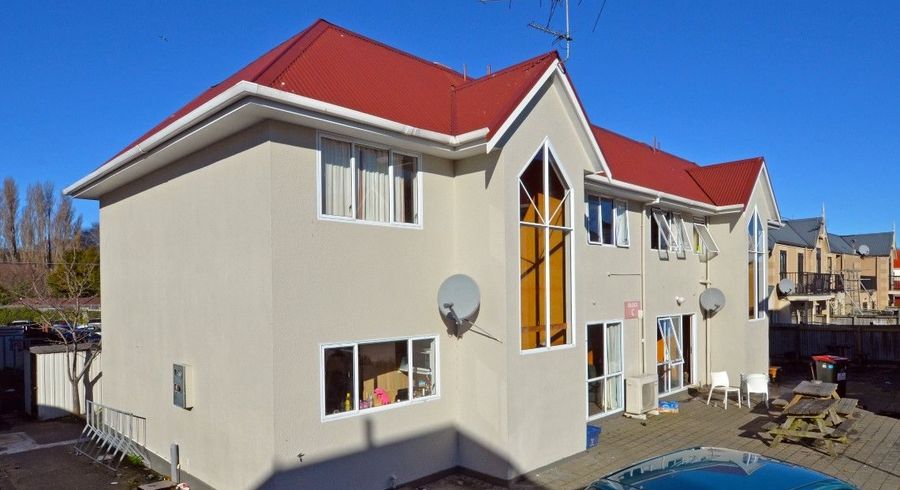  at 18E Forth Street, North Dunedin, Dunedin