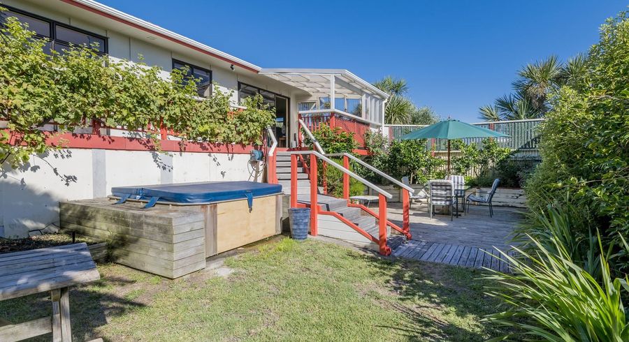  at 24 Scott Avenue, Otaki Beach, Otaki