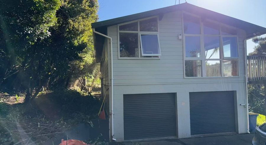  at 41 Stanley Road, Glenfield, North Shore City, Auckland