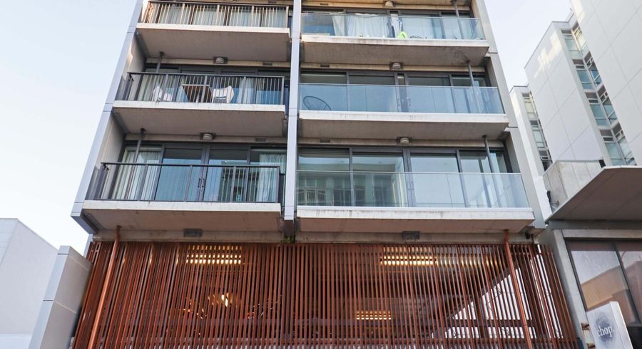  at 32/13 College Street, Te Aro, Wellington