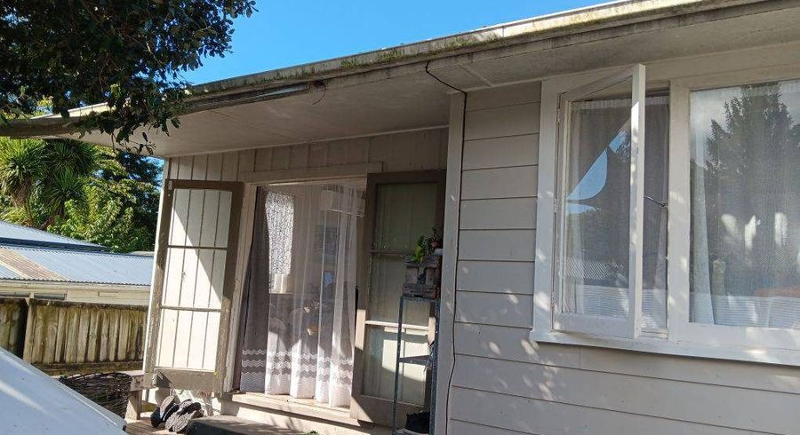  at 22 Gordon Road, Western Heights, Rotorua