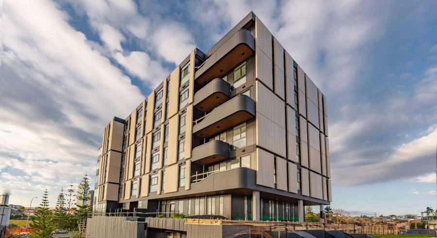 at P01/48 Esmonde Road, Takapuna, North Shore City, Auckland
