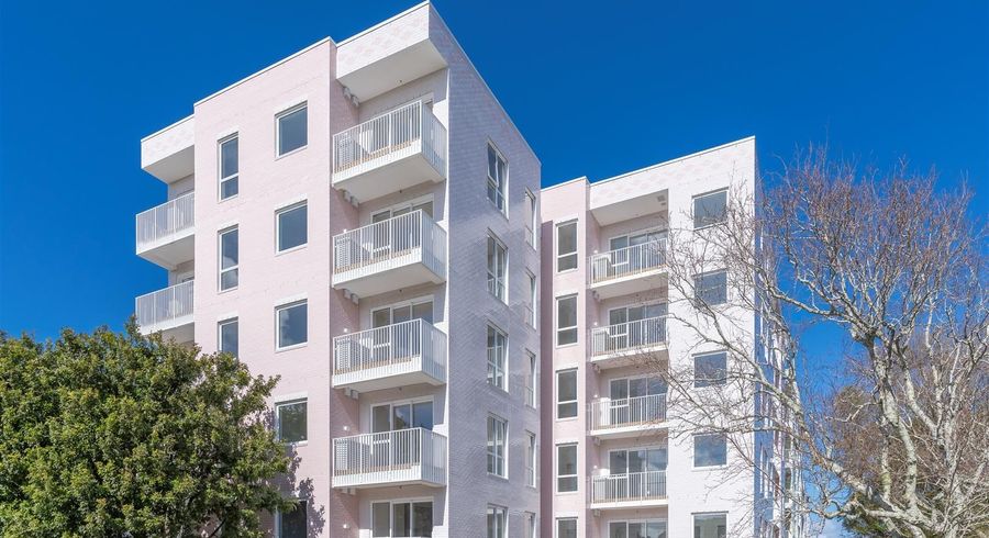  at 303/9c Jordan Ave, Onehunga, Auckland City, Auckland