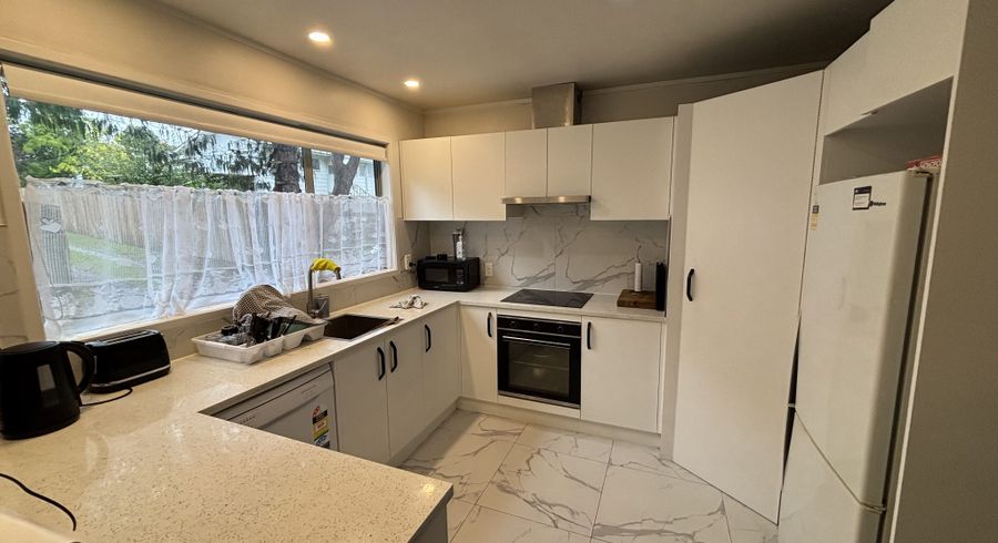  at 6 Jarrah Place, Massey, Waitakere City, Auckland