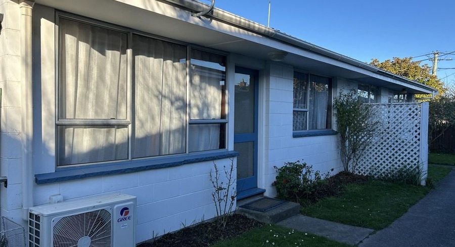  at 2/45 Gresford Street, Edgeware, Christchurch