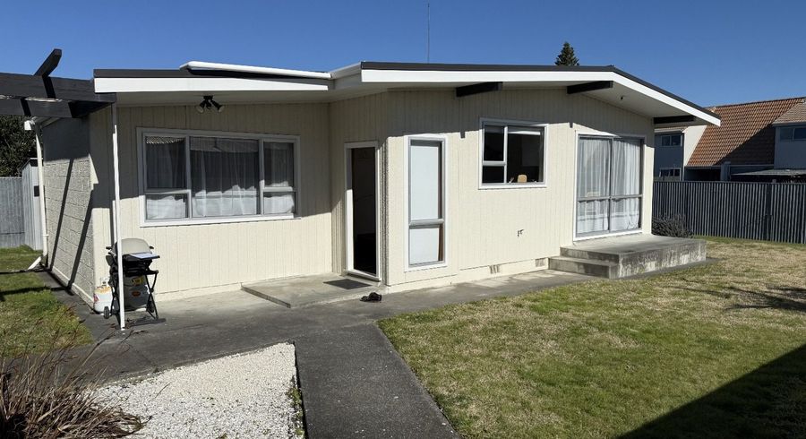  at 2a The Esplanade, Westshore, Napier, Hawke's Bay