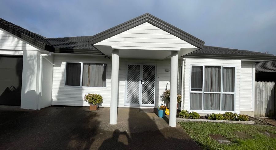 at 38 Frank Nobilo Drive, Golflands, Manukau City, Auckland