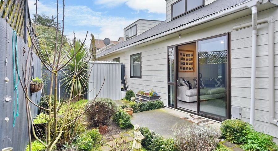  at 4/11 Burns Street, Sydenham, Christchurch
