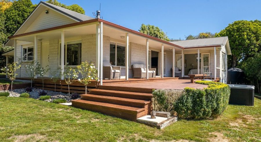  at 540 Mountain Road, Lepperton