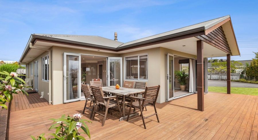 at 8 Karamea Street, Whalers Gate, New Plymouth