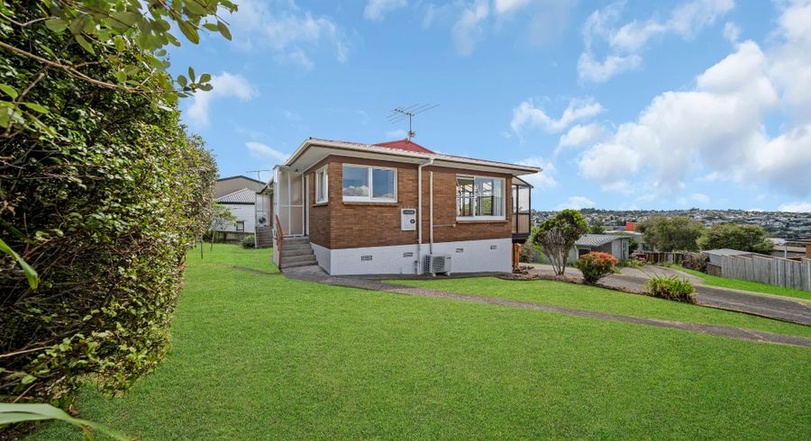 at 1/26 Marcel Place, Glenfield, North Shore City, Auckland