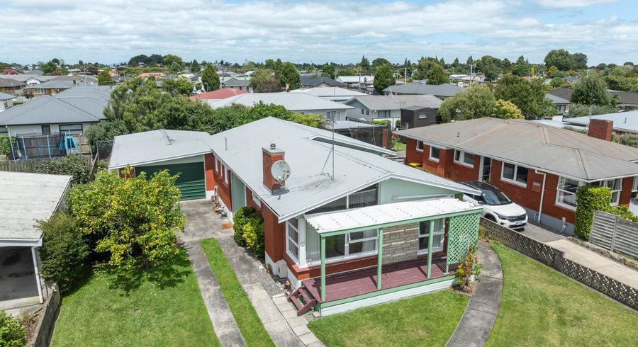  at 10 Bowen Place, Saint Andrews, Hamilton, Waikato