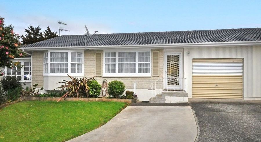  at 2/97 Panama Road, Mount Wellington, Auckland