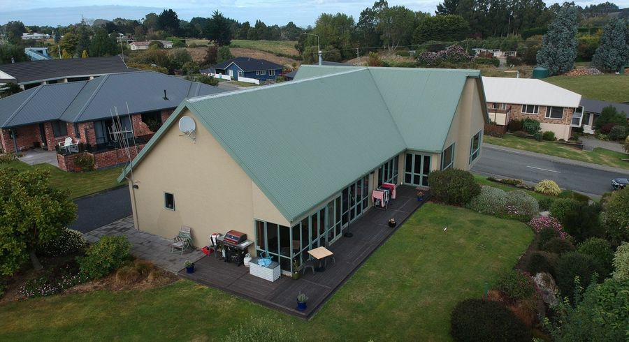  at 12 Grove Avenue, Weston, Waitaki, Otago